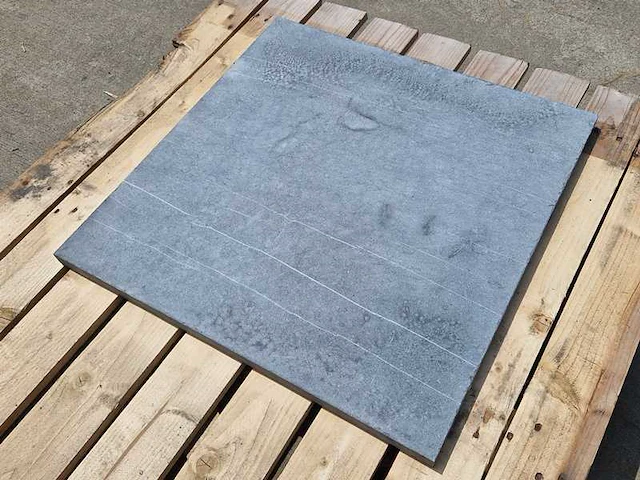 Natuursteen tegels (ca. 17.3m²) - afbeelding 1 van  2