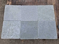 Natuursteen tegels (ca. 57.6m²) - afbeelding 2 van  2