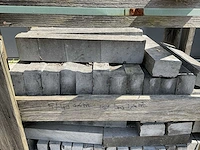 Natuursteen tuinmuur balkje - afbeelding 4 van  4