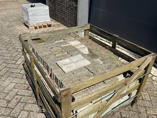 Natuursteen tuintegel - afbeelding 3 van  3
