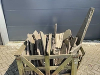 Natuursteen tuintegel - afbeelding 1 van  3
