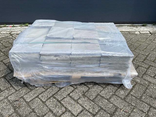 Natuursteen tuintegel - afbeelding 3 van  6