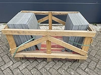 Natuursteen tuintegel - afbeelding 1 van  2