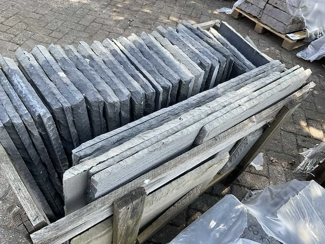 Natuursteen tuintegel - afbeelding 5 van  14