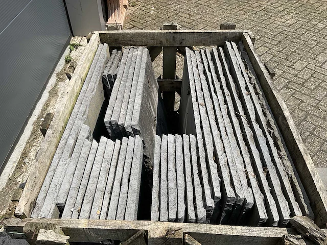 Natuursteen tuintegel - afbeelding 7 van  14