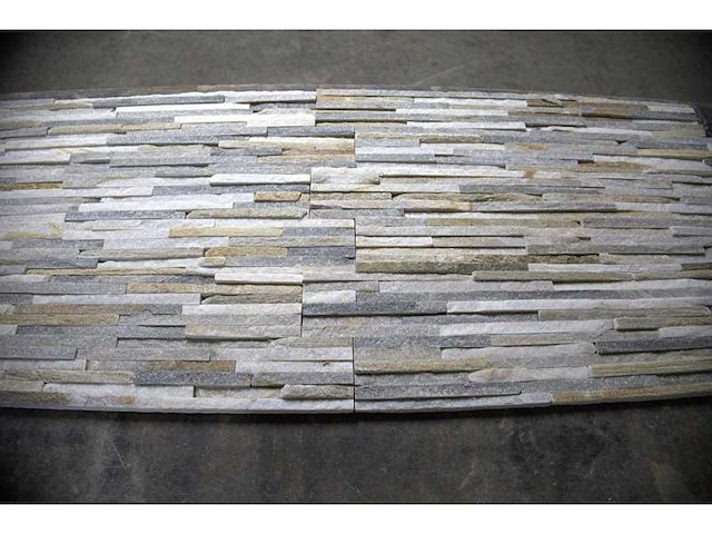 Natuurstenen muurbekleding (ca.28,9m²) - afbeelding 2 van  2