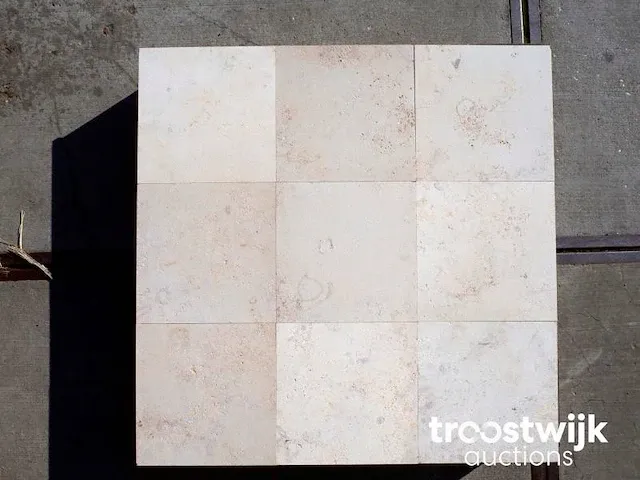 Natuurstenen tegels 31m² - afbeelding 1 van  5