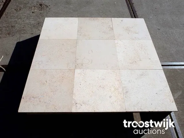 Natuurstenen tegels 31m² - afbeelding 2 van  5