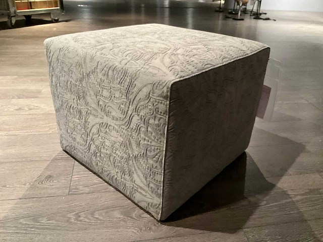 Natuzzi braque poef - afbeelding 4 van  8