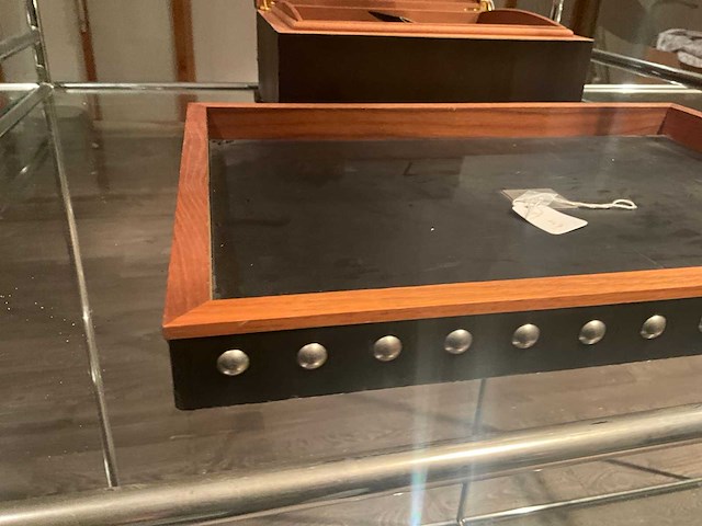 Natuzzi dienblad en humidoir (2x) - afbeelding 6 van  11