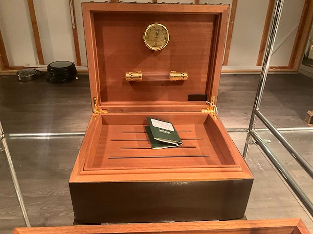 Natuzzi dienblad en humidoir (2x) - afbeelding 8 van  11