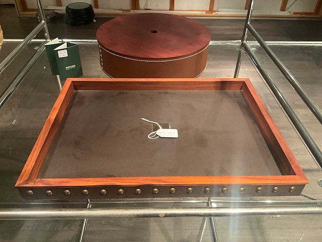 Natuzzi dienblad en opbergbox (2x) - afbeelding 1 van  9