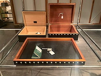 Natuzzi dienblad en opbergboxen (3x) - afbeelding 1 van  14