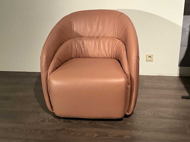 Natuzzi editons botao lederen fauteuil - afbeelding 1 van  9
