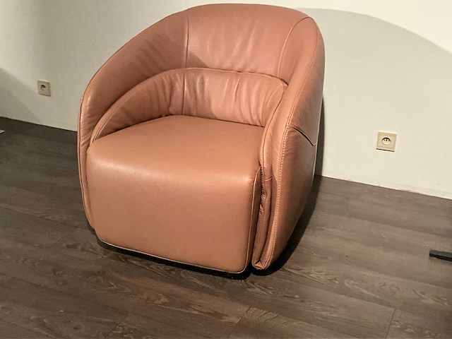 Natuzzi editons botao lederen fauteuil - afbeelding 3 van  9