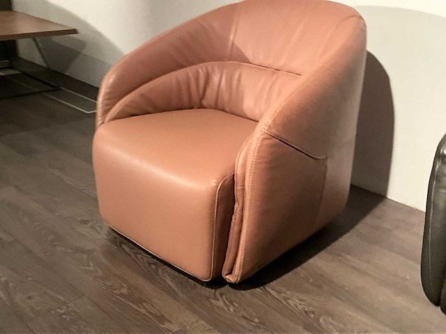 Natuzzi editons botao lederen fauteuil - afbeelding 5 van  9