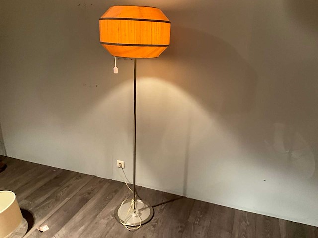 Natuzzi elegance vloerlamp - afbeelding 2 van  6