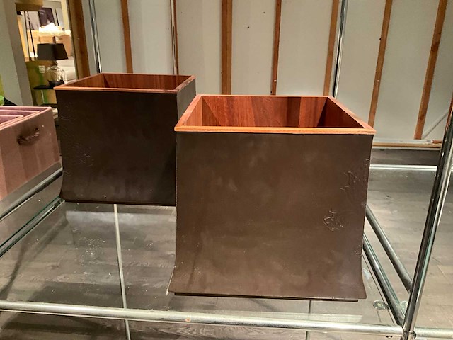 Natuzzi plantenbak - afbeelding 1 van  8