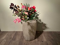 Natuzzi vaas met div kunstbloemen - afbeelding 1 van  5