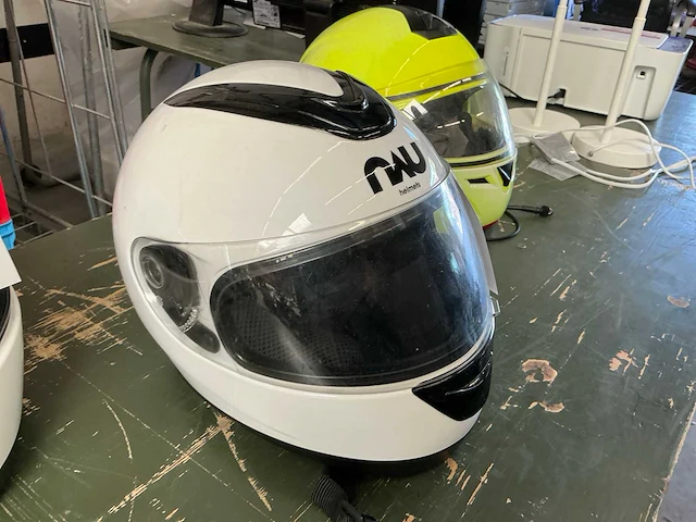 Nau n20 motorhelm - afbeelding 4 van  4