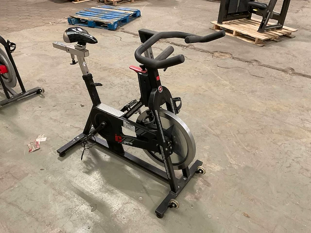 Nautilus schwinn icpro spinningbike - afbeelding 3 van  6