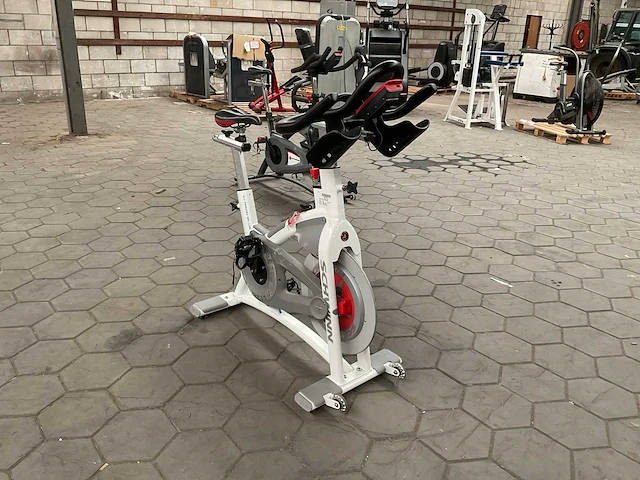 Nautilus schwinn spinningbike - afbeelding 4 van  6