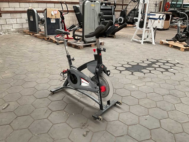Nautilus schwinn spinningbike - afbeelding 4 van  6