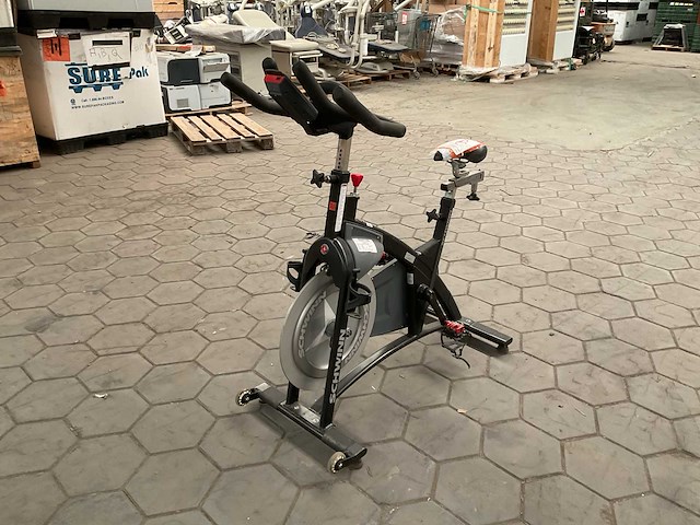 Nautilus schwinn spinningbike - afbeelding 1 van  6