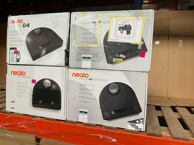 Neato robotstofzuiger (4x) - afbeelding 1 van  12
