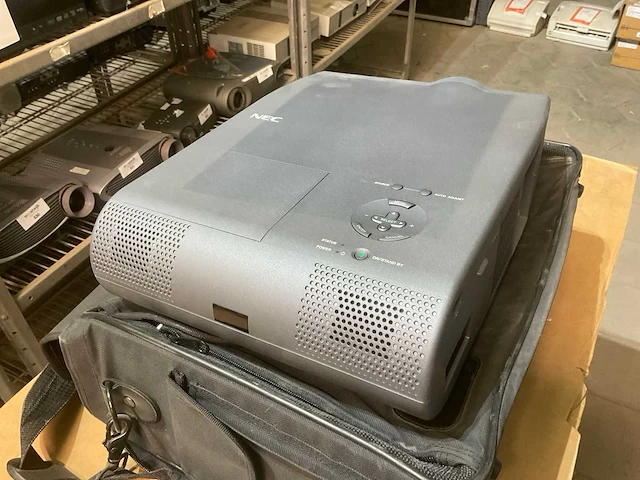Nec mt850 projector - afbeelding 3 van  6
