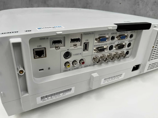 Nec np-pa500u - 3 lcd projector - afbeelding 5 van  11