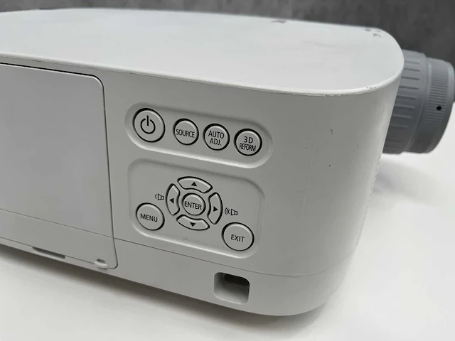 Nec np-pa500u - 3 lcd projector - afbeelding 11 van  11