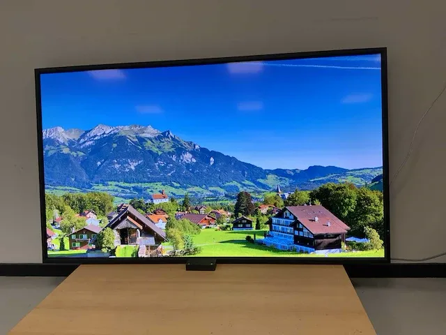 Nec (p703) multisync 70", 1920x1080 (fhd) lcd monitor - afbeelding 2 van  6