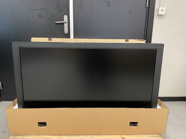 Nec (v461) 46”, 1920x1080 (fhd) lcd monitor (new) - afbeelding 3 van  6