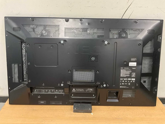 Nec (v484) 48”, 1920x1080 (fhd) lcd monitor - afbeelding 5 van  10