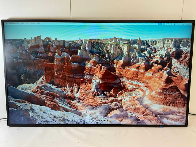 Nec (v484) 48”, 1920x1080 (fhd) lcd monitor - afbeelding 1 van  7