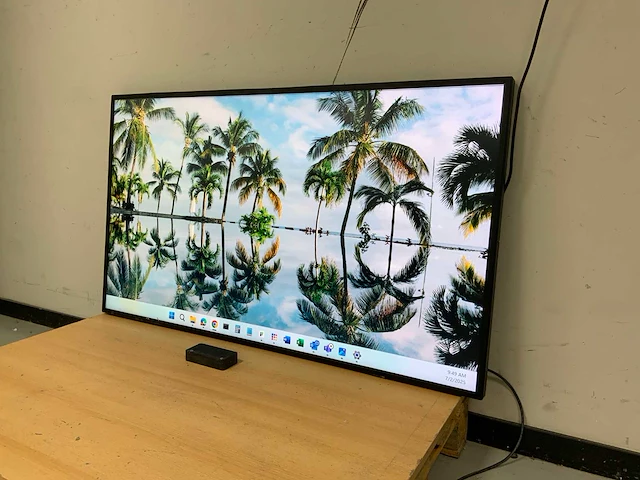 Nec (v554) 55”, 1920x1080 (fhd) lcd monitor - afbeelding 3 van  7