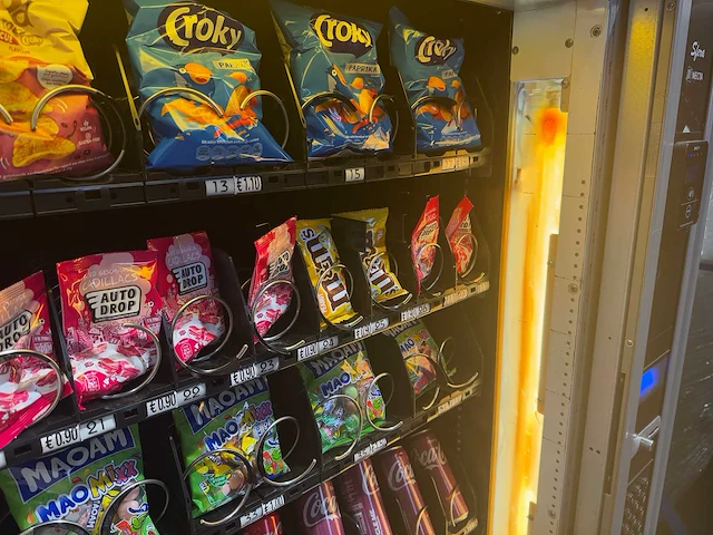 Necta - sfera - combiautomaat - vending machine - afbeelding 8 van  12