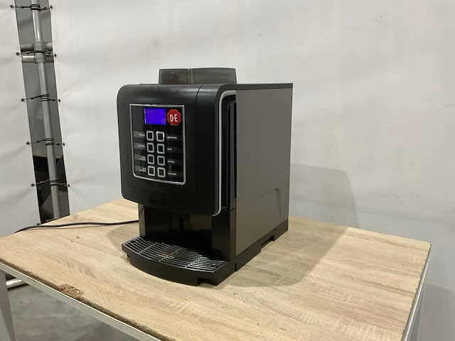 Necta koro espresso professionele koffiemachine - afbeelding 1 van  7
