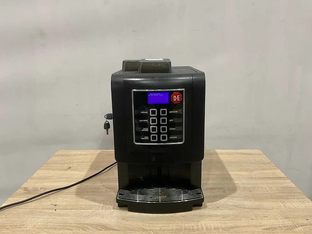Necta koro espresso professionele koffiemachine - afbeelding 3 van  7