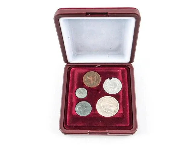Nederlandse muntset (o.a.. zilver) - afbeelding 1 van  4