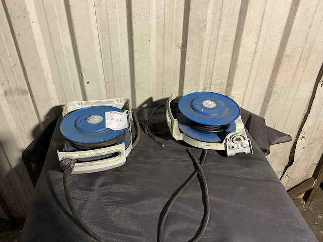 Nederman elektro haspel (2x) - afbeelding 1 van  3