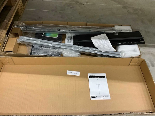 Nedis tvsm5750bk televisie plafond/vloer beugel - afbeelding 1 van  4
