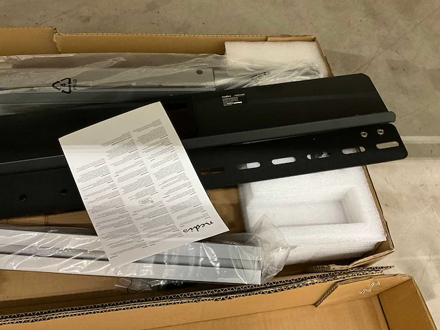 Nedis tvsm5750bk televisie plafond/vloer beugel - afbeelding 3 van  4