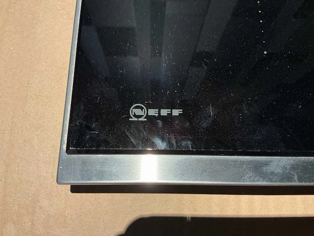 Neff t48ts01n0/06 kookplaat - afbeelding 2 van  4