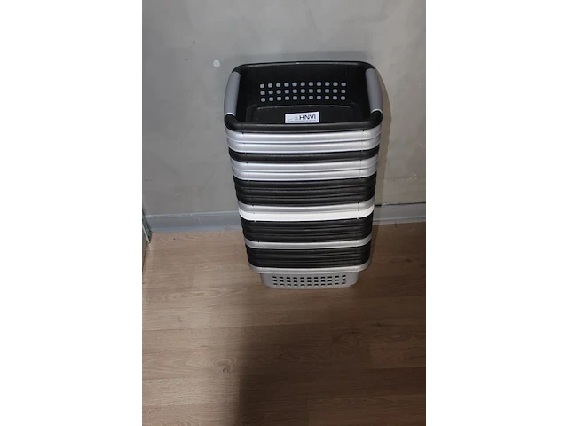 Negentien voorraadmandjes afm. 30 x 20 x 10 cm - afbeelding 2 van  3