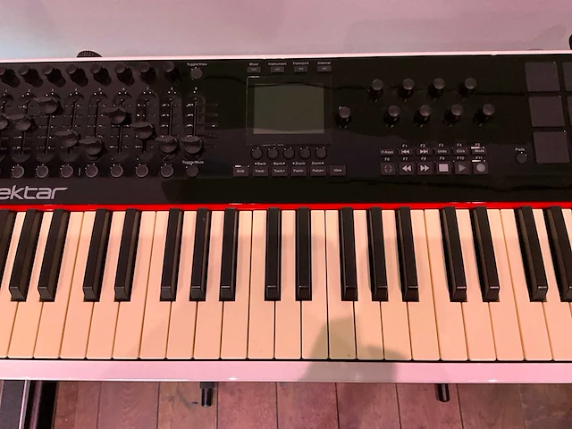 Nektar panorama p6 keyboard - afbeelding 5 van  6