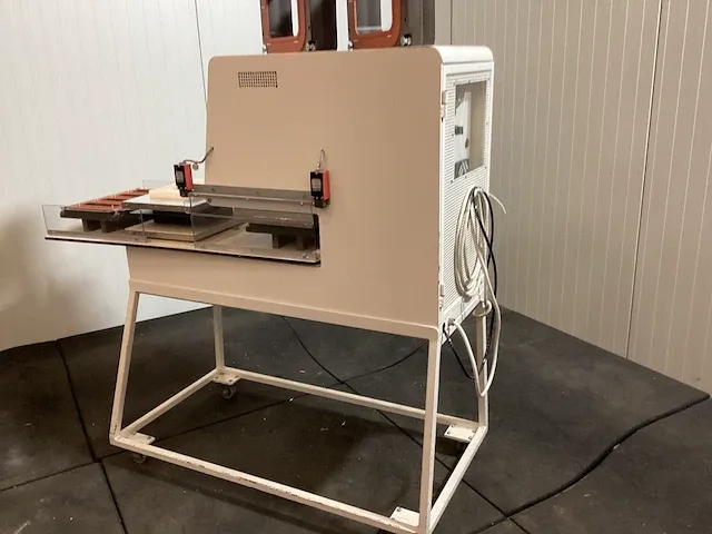 Nelipak - medische seal machine - afbeelding 3 van  13