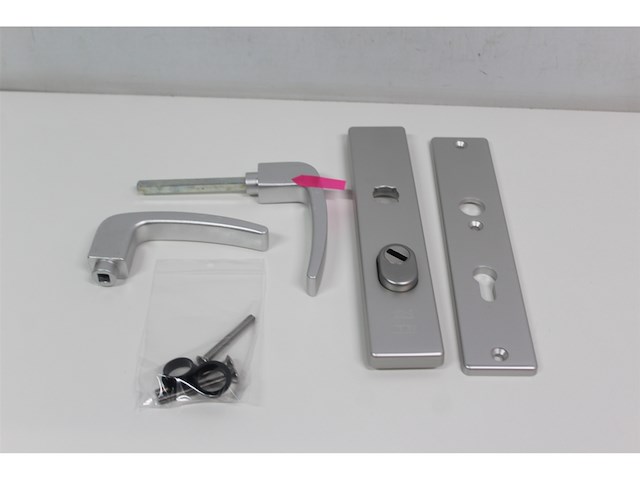 Nemef veiligheidsbeslag 3417-ii lang recht 72mm anti-kerntrek f1 - afbeelding 2 van  3