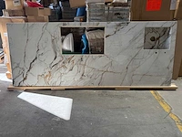 Neolith - calacatta luxe gepolijst - werkblad met scheur - afbeelding 12 van  13